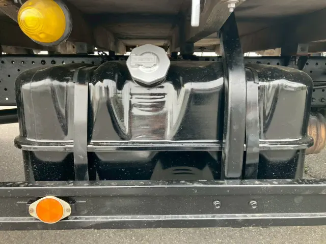 いすゞ エルフ TPG-NPR85AR(2WD)の写真15