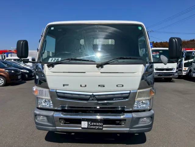 三菱 キャンター TPG-FEB90(2WD)の写真2