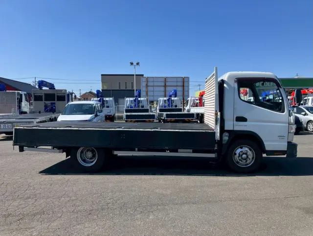 三菱 キャンター TPG-FEB90(2WD)の写真5