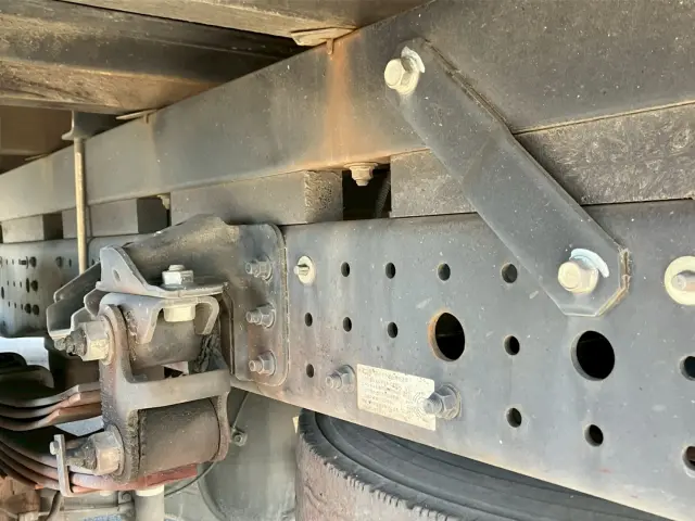 三菱 キャンター TPG-FEB90(2WD)の写真15