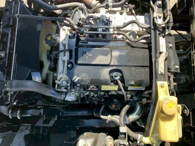 三菱 キャンター TPG-FEB90(2WD)の写真18