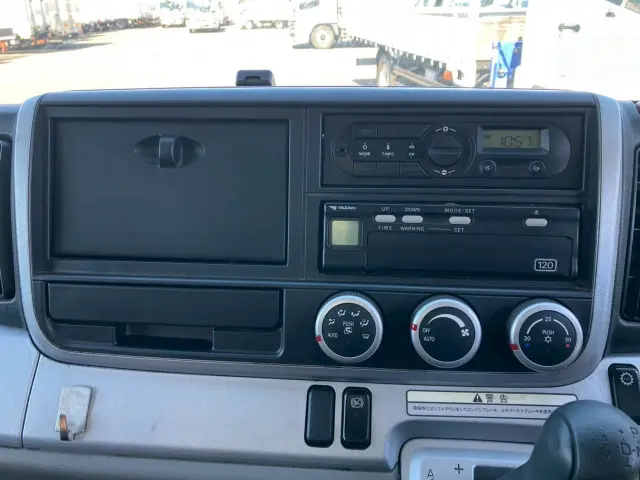 三菱 キャンター TPG-FEB90(2WD)の写真31