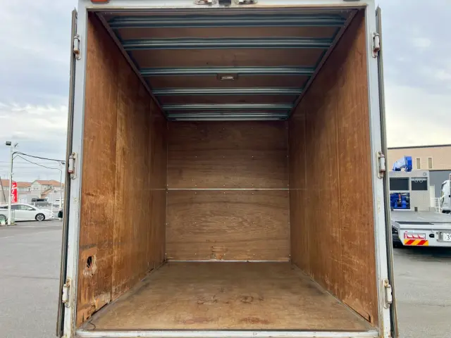 いすゞ エルフ TKG-NHR85ANの写真10