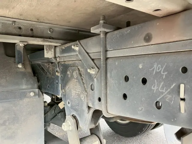 いすゞ エルフ TKG-NHR85ANの写真21