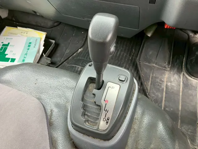 いすゞ エルフ TKG-NHR85ANの写真33