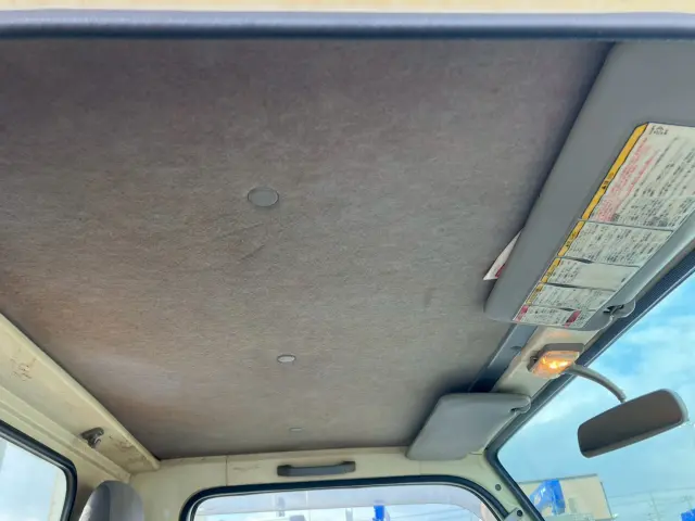 いすゞ エルフ TRG-NKR85A(2WD)の写真25