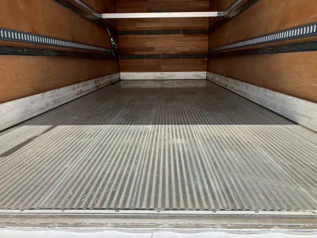 日野 レンジャー 2PG-FD2ABG(2WD)の写真12