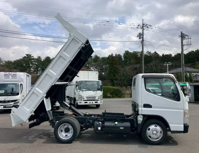 三菱 キャンター TPG-FBA60(2WD)の写真7