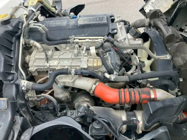 三菱 キャンター TPG-FBA60(2WD)の写真18