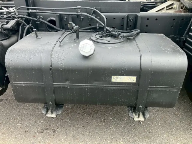 三菱 キャンター TPG-FBA60(2WD)の写真23