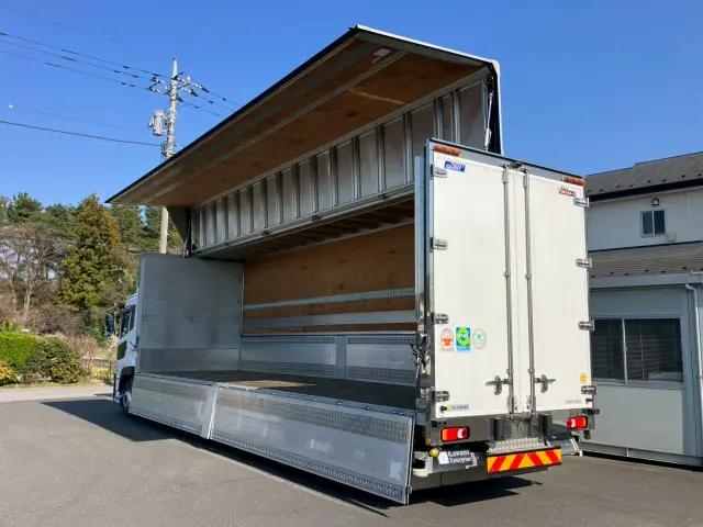 ＵＤ クオン 2PG-CG5CA(8x4)の写真19