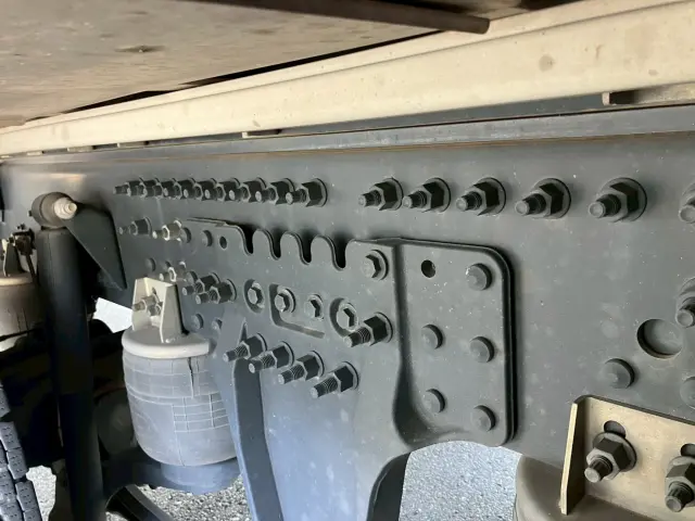 ＵＤ クオン 2PG-CG5CA(8x4)の写真23