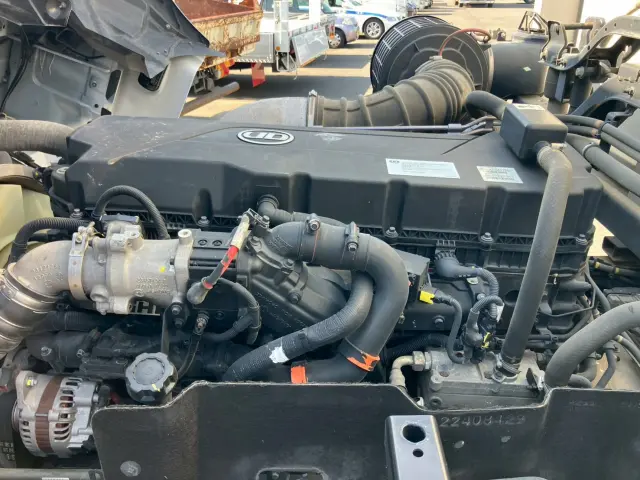 ＵＤ クオン 2PG-CG5CA(8x4)の写真27