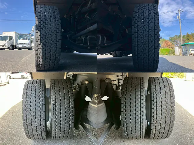 ＵＤ クオン 2PG-CG5CA(8x4)の写真35