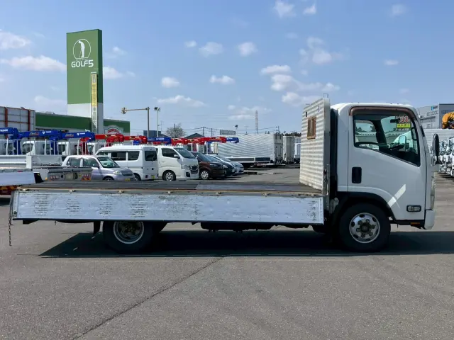 いすゞ エルフ TPG-FBA20(2WD)の写真5