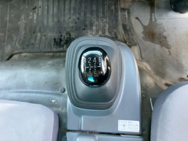 いすゞ エルフ TPG-FBA20(2WD)の写真30