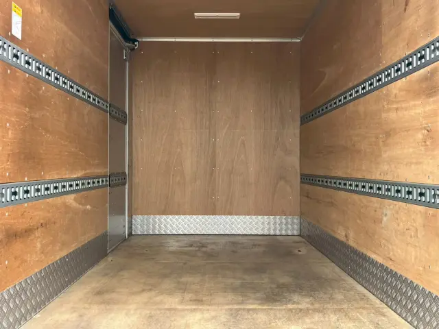 三菱 キャンター TPG-FBA20の写真10