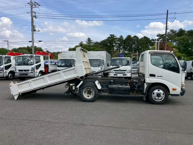 日野 デュトロ TKG-XZU620T(2WD)の写真10