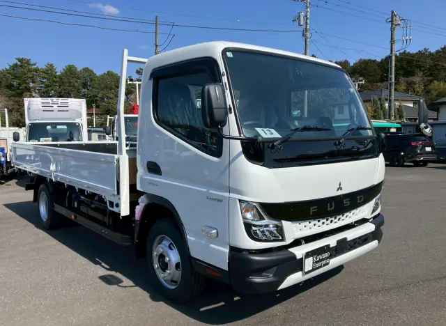 三菱 キャンター 2PG-FEB80(2WD)の写真3