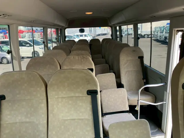 日野 リエッセⅡ SKG-XZB70M(2WD)の写真18