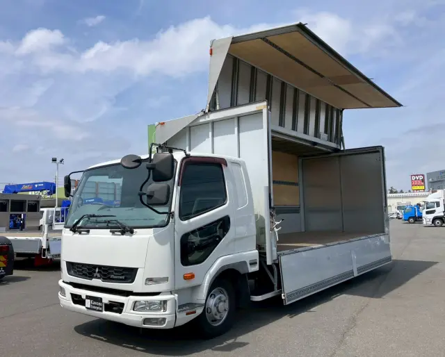 三菱 ファイター TKG-FK64F(2WD)の写真2