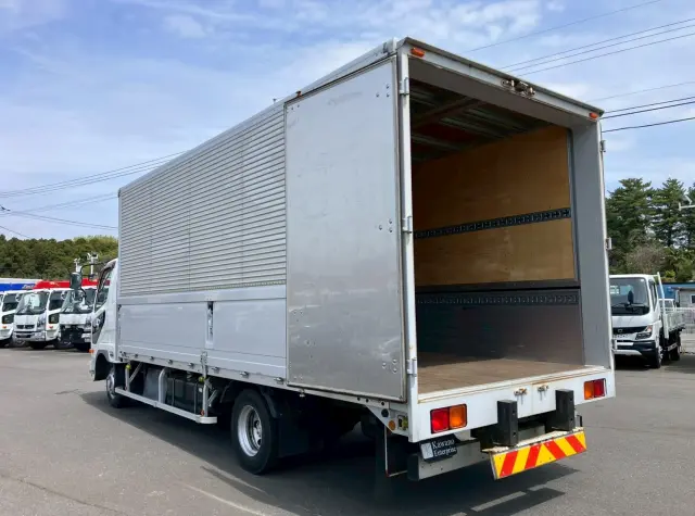 三菱 ファイター TKG-FK64F(2WD)の写真17