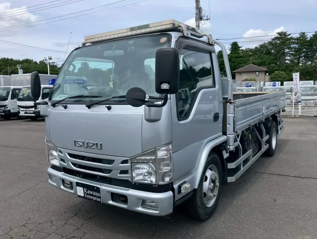 いすゞ エルフ 2RG-NKR88R(2WD)の写真1