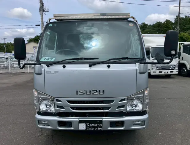 いすゞ エルフ 2RG-NKR88R(2WD)の写真2