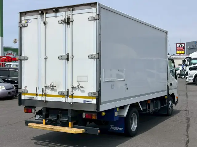 日野 デュトロ TPG-XZU712M(2WD)の写真5