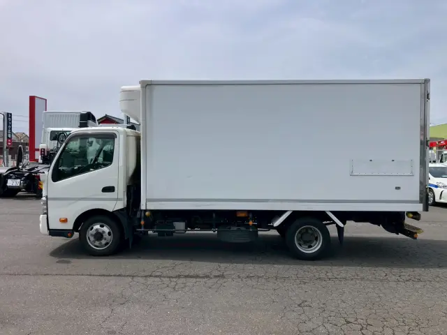 日野 デュトロ TPG-XZU712M(2WD)の写真17