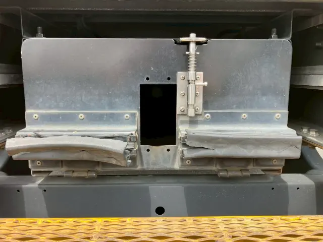 日野 デュトロ TPG-XZU712M(2WD)の写真23