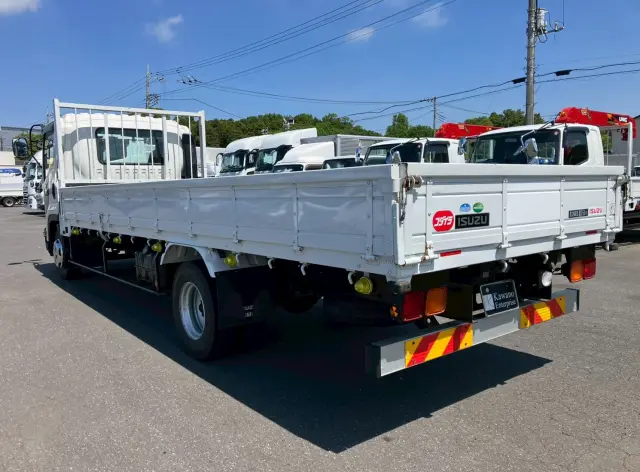 いすゞ フォワード 2KG-FK61F(2WD)の写真10