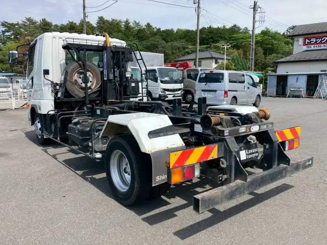 三菱 ファイター 2KG-FK61F(2WD)の写真14