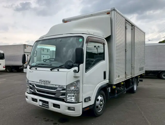 いすゞ エルフ TRG-NPR85AN(2WD)の写真1