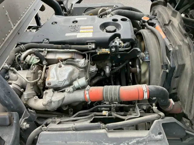いすゞ エルフ TRG-NPR85AN(2WD)の写真21
