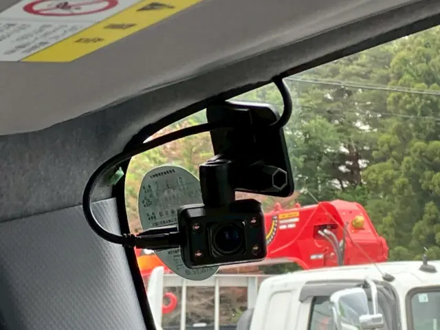 いすゞ エルフ TRG-NPR85AN(2WD)の写真38