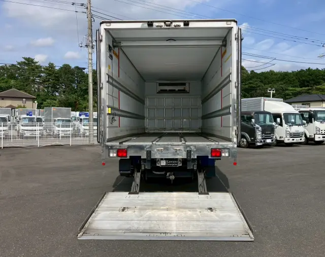 日野 レンジャー 2KG-FC2ABG(2WD)の写真10