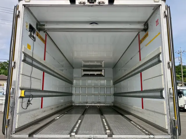 日野 レンジャー 2KG-FC2ABG(2WD)の写真11