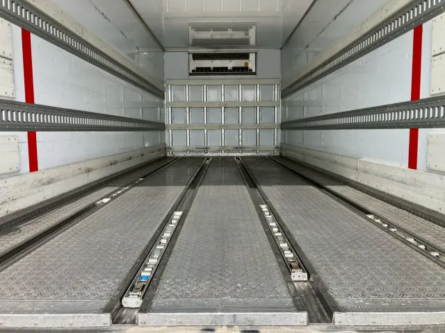 日野 レンジャー 2KG-FC2ABG(2WD)の写真13