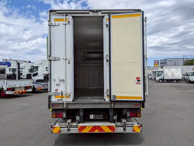 いすゞ エルフ TPG-NPR85AN(2WD)の写真9