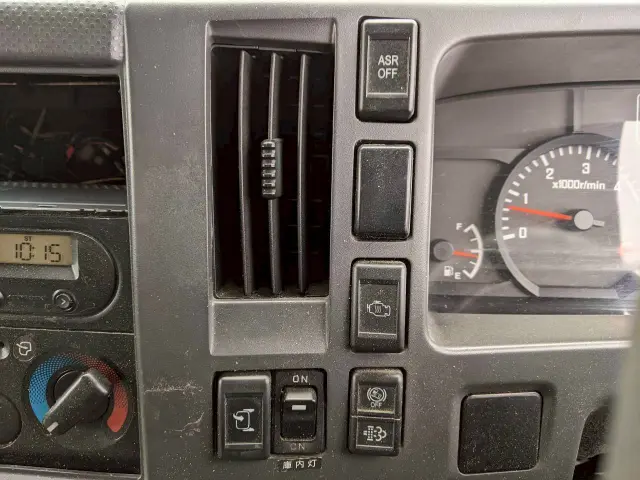 いすゞ エルフ TPG-NPR85AN(2WD)の写真31