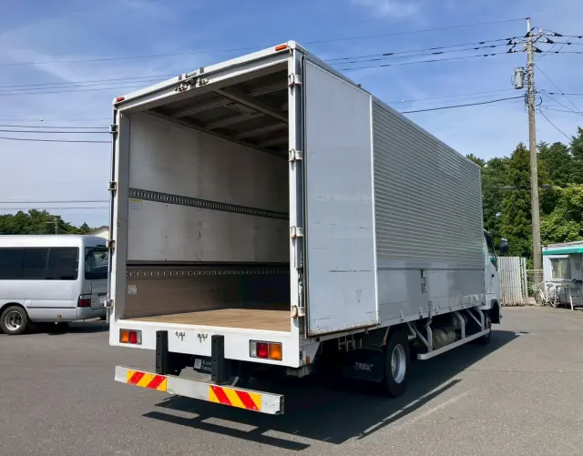 三菱 ファイター 2KG-FK61F(2WD)の写真9