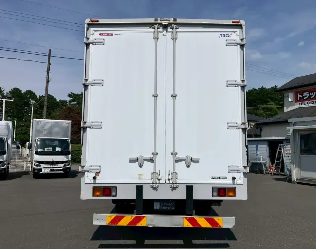 三菱 ファイター 2KG-FK61F(2WD)の写真11