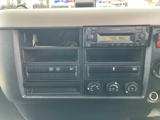 三菱 ファイター 2KG-FK62F(2WD)の写真31