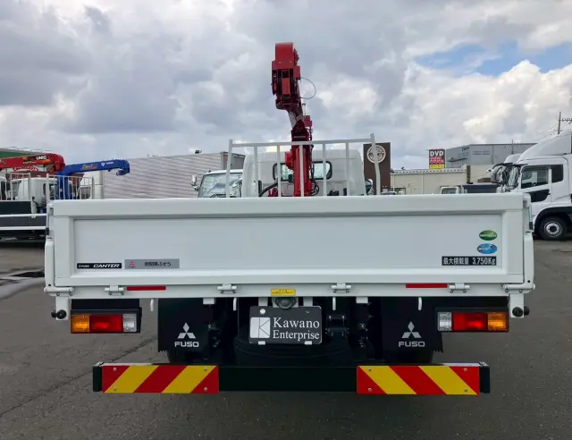 三菱 キャンター 2PG-FEB90(2WD)の写真11