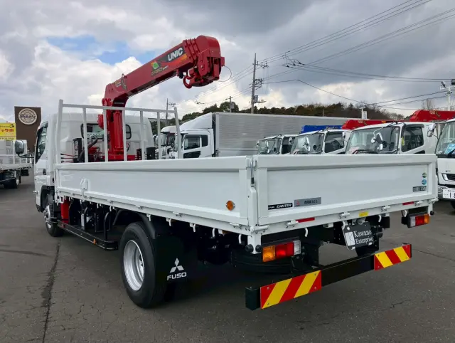 三菱 キャンター 2PG-FEB90(2WD)の写真14