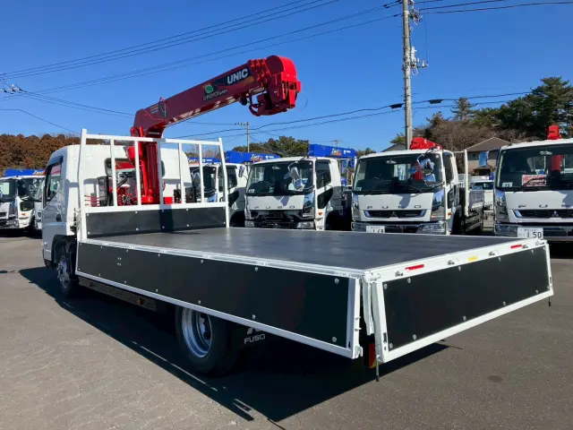 三菱 キャンター 2PG-FEB90(2WD)の写真15