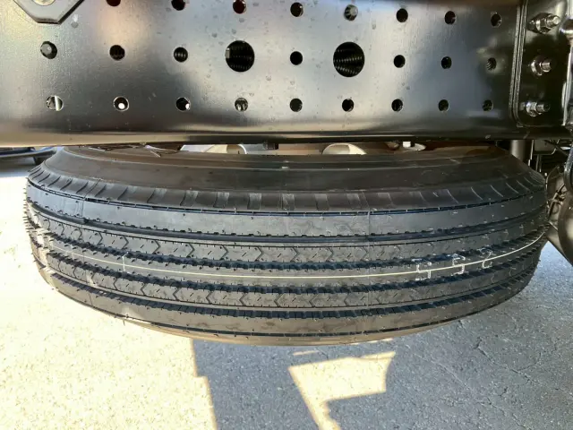 三菱 キャンター 2PG-FEB90(2WD)の写真25