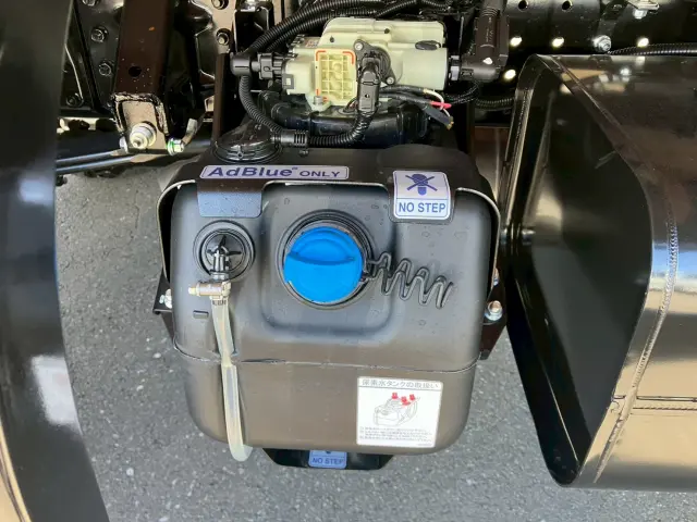 三菱 キャンター 2PG-FEB90(2WD)の写真26