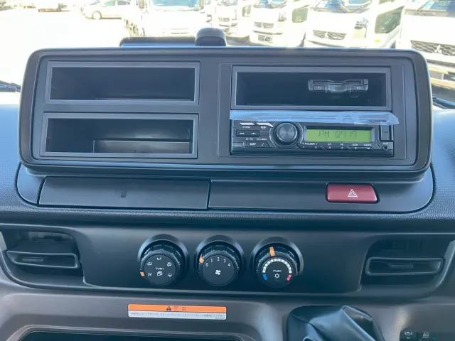 三菱 キャンター 2PG-FEB90(2WD)の写真37